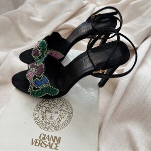 VERSACE